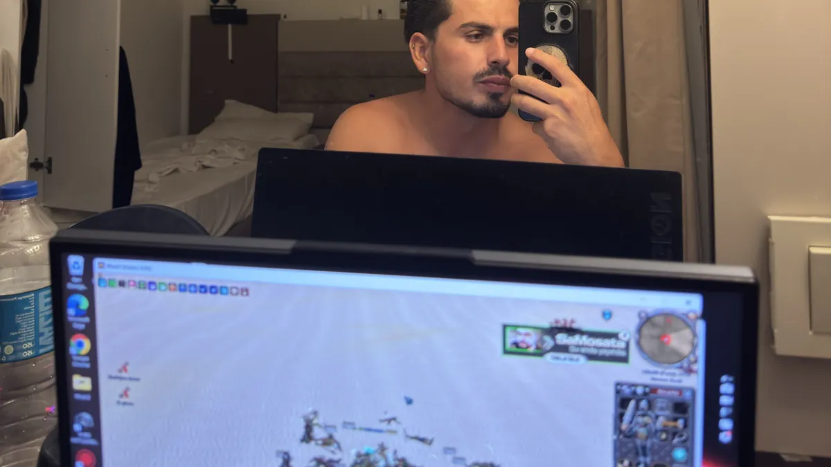 Jyzee13