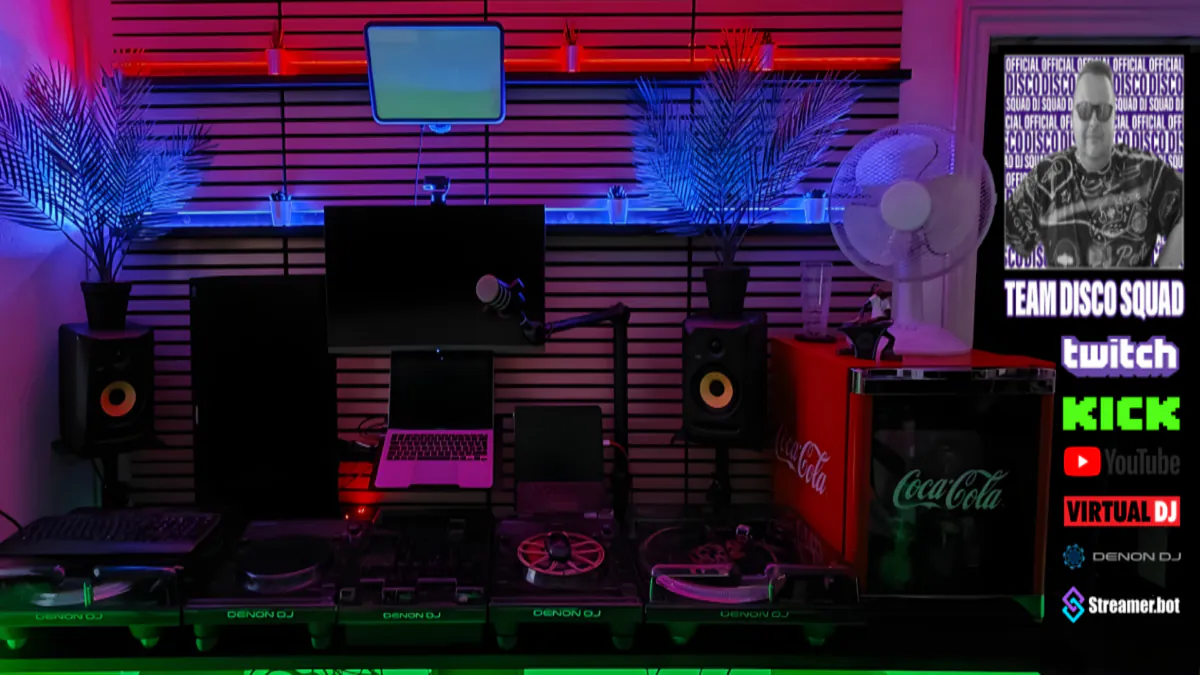DeeJayBlowFly