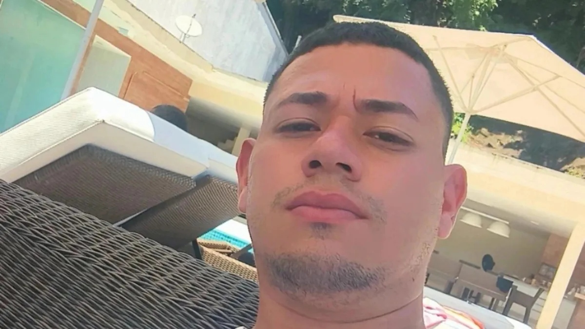 Yansantos23