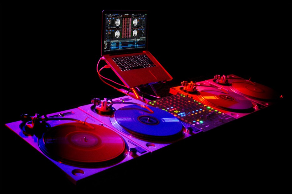 DJXandriaNoir