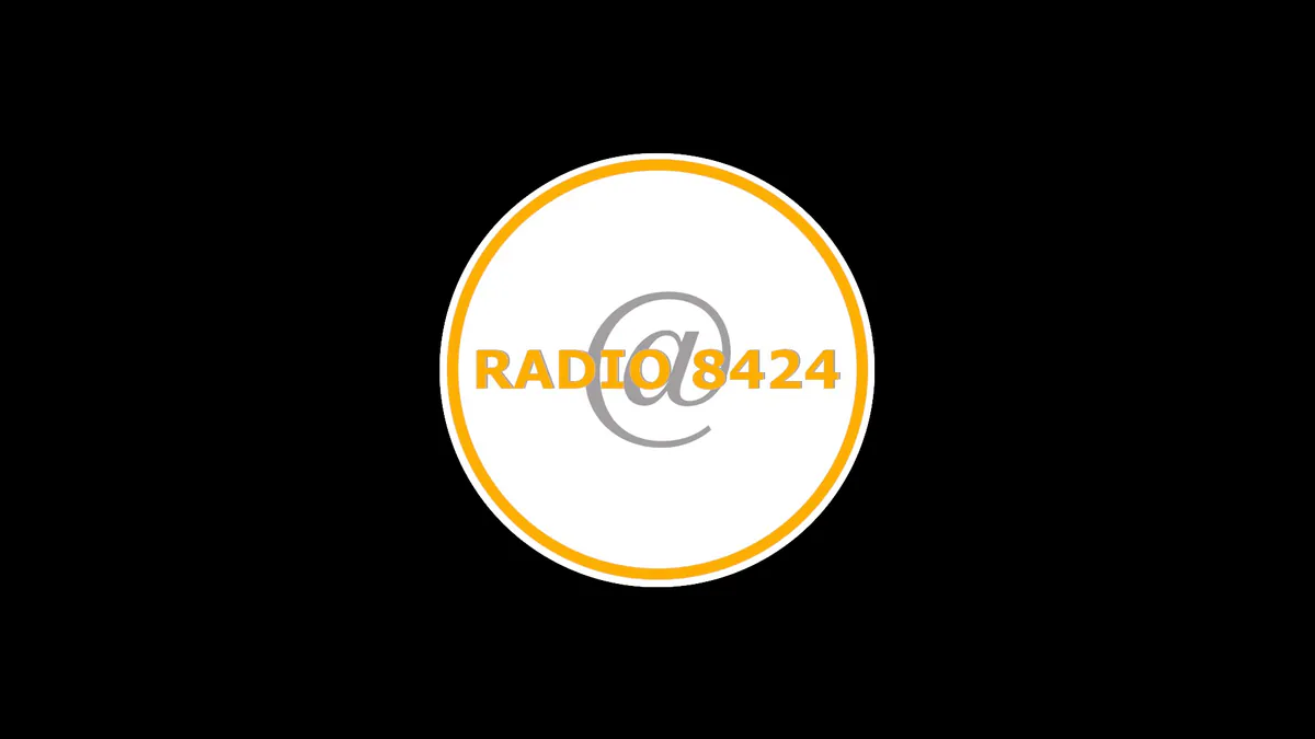 Radio8424