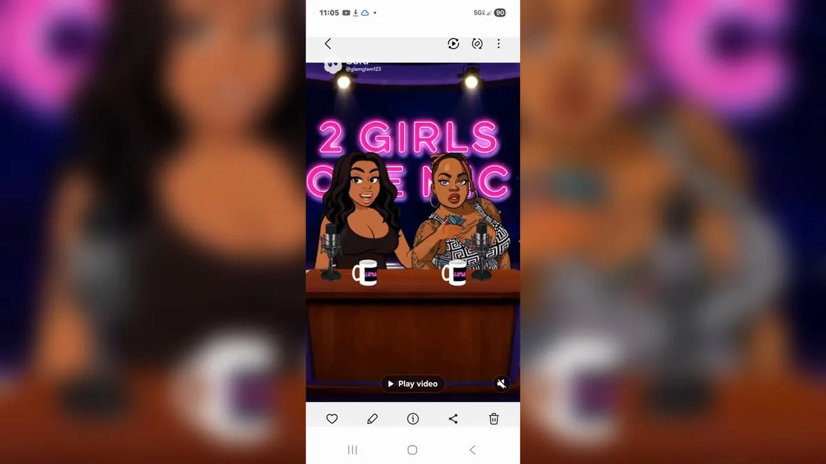 TwoGirlsOneMic