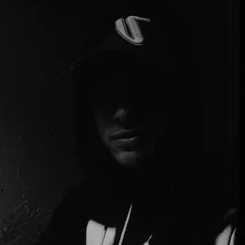 Young_cr1s