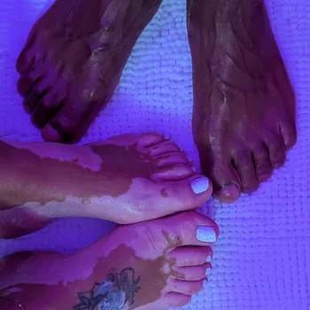 feetlook