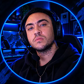 Streamer PFP