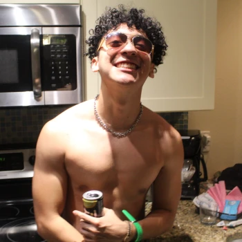 MoeCrazyy