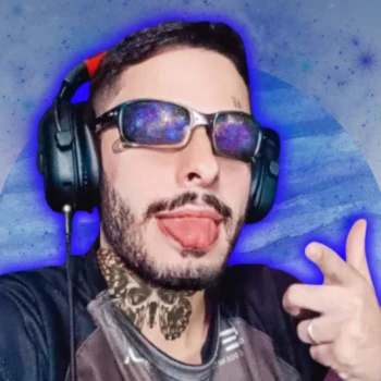 Streamer PFP