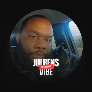 Streamer PFP