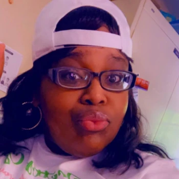 MsNeekyNeek