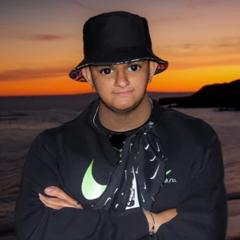 Kick profile picture for @raza