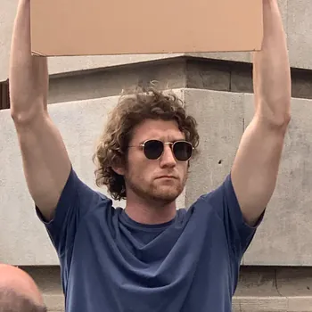 dudewithsign