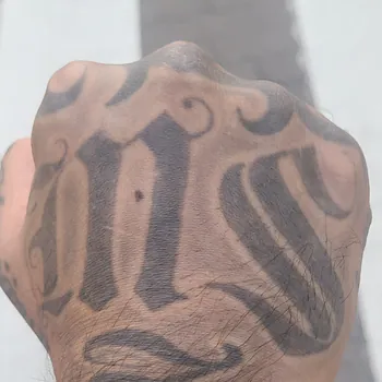 MS131986