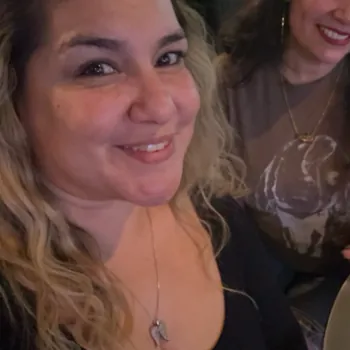 BiGgMoMMazWorld