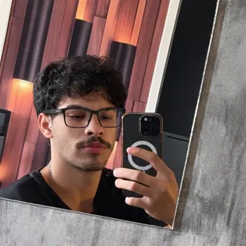 Bigode037