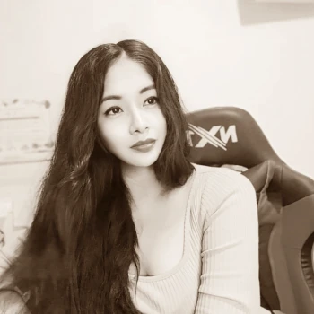 Yanne_Kim