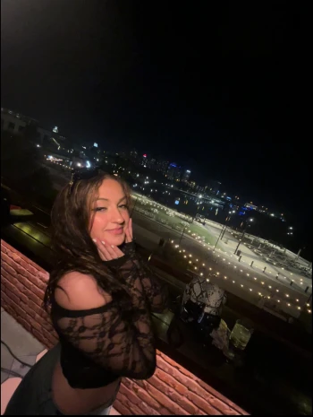 Streamer PFP