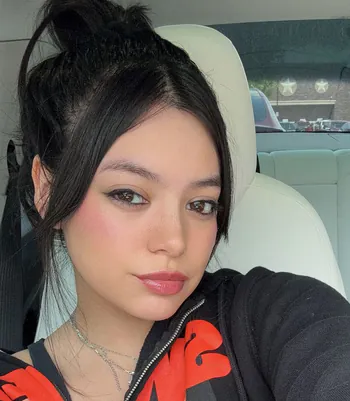 SceneQueenMj's avatar