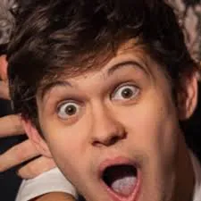 Streamer PFP