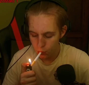 Streamer PFP