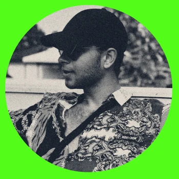 Streamer PFP