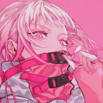 Kick profile picture for @petals