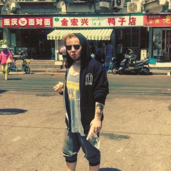 Kick profile picture for @volition