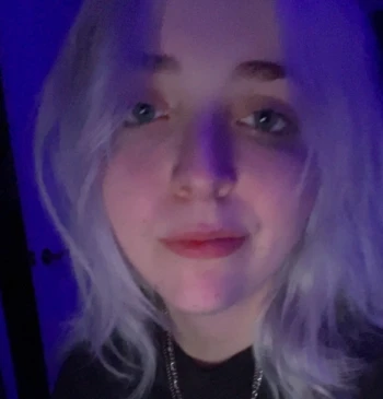emilyismissing Profile Picture