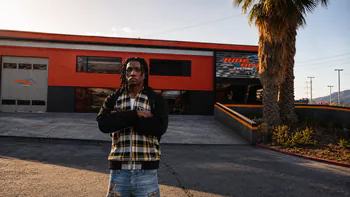 LonnieLucc83