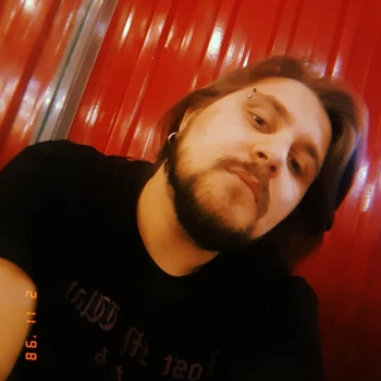 Kick profile picture for @hollandaise