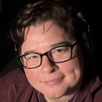 Streamer PFP