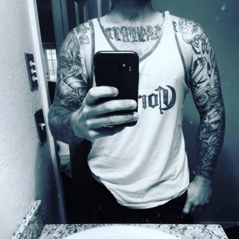 Kick profile picture for @manhunt