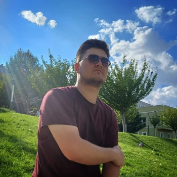 Yalguuz