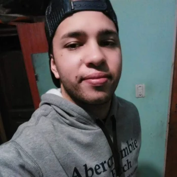 BriaaanEzequiel