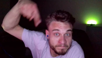 Alezzandr0