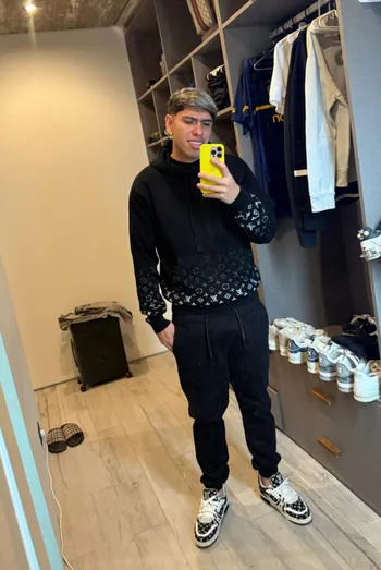 AlanRoman10