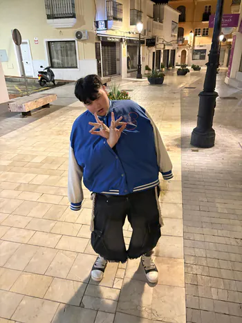 akabauTyy