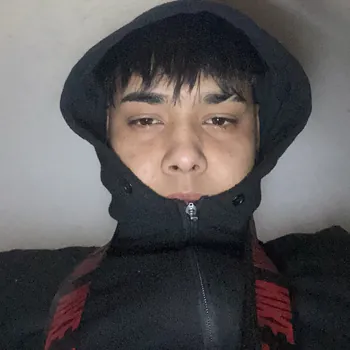 Streamer PFP