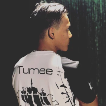 De_Tumee