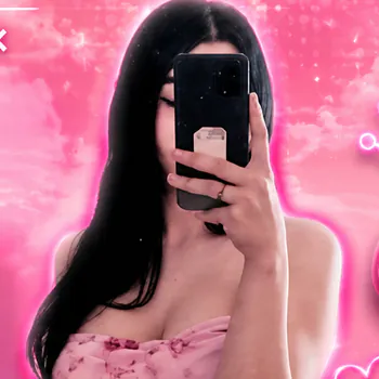 Yanee18