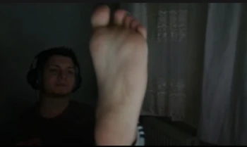 Streamer PFP
