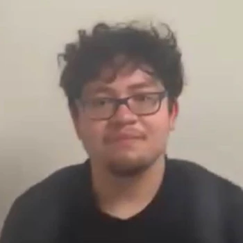 Streamer PFP
