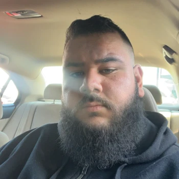 Streamer PFP
