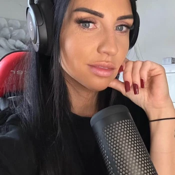 MyaFox