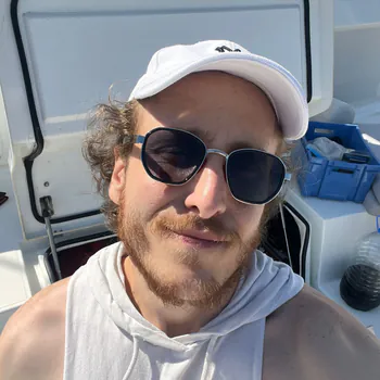 Streamer PFP