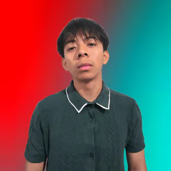 Streamer PFP