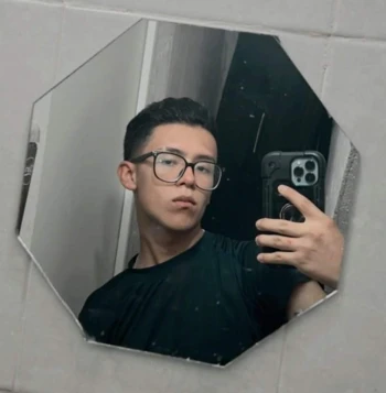 Kick profile picture for @krmiboy