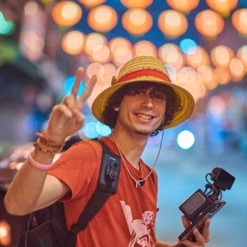 Streamer PFP