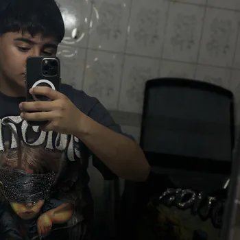 ykvvv