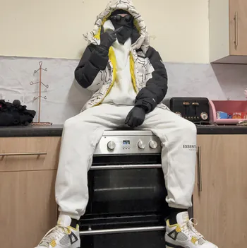 Yung0J556