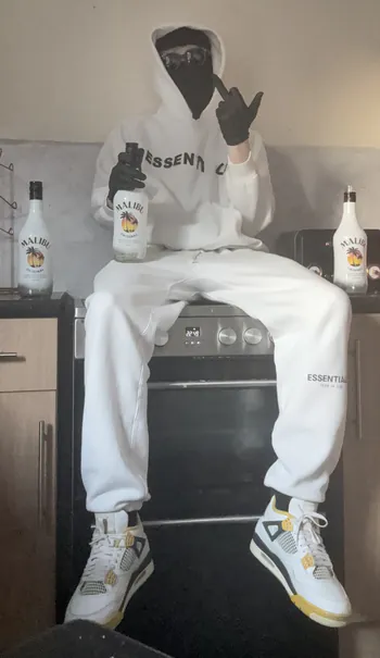Yung0J556